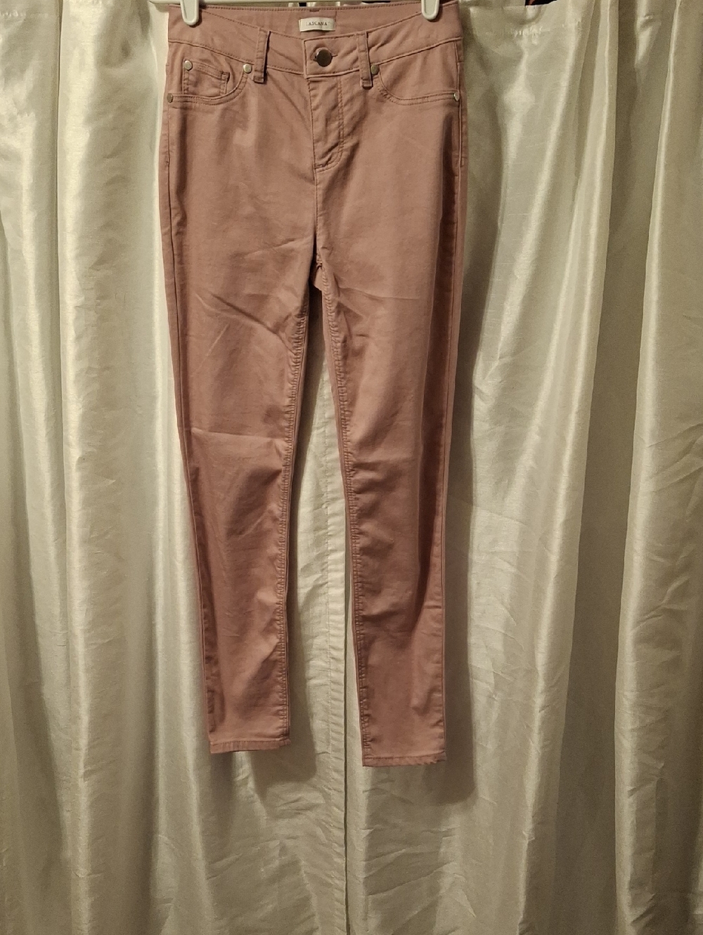 Lascana High-Rise Ankle Jeans in Dusty Rose